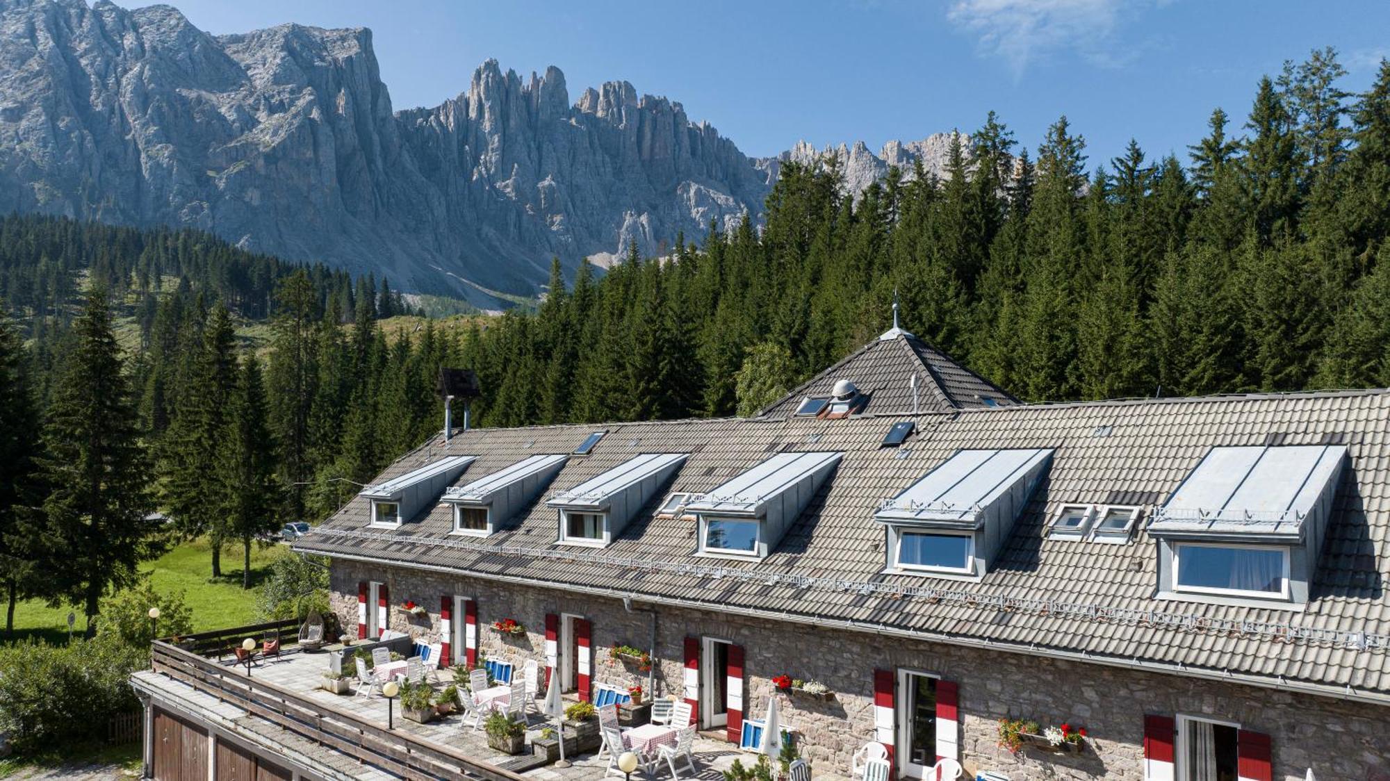 Residence Chris Appart Carezza al Lago Luaran gambar